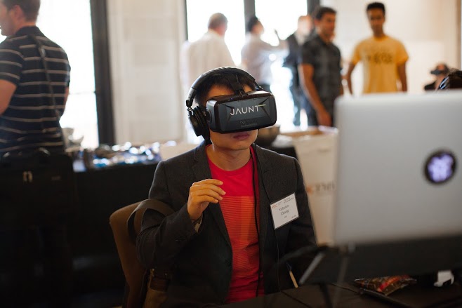 That's Cool, Now What? How to Tell Stories in Virtual Reality